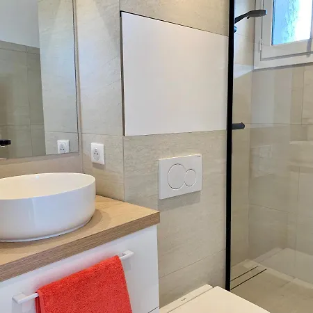 Apartment Cosy And Bright Studio, Full Equipment, Earth Old Town Antibes