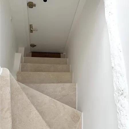 Cosy And Bright Studio, Full Equipment, Earth Old Town Apartment *